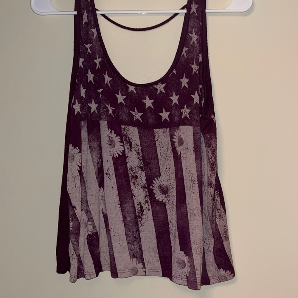 flag w flowers design